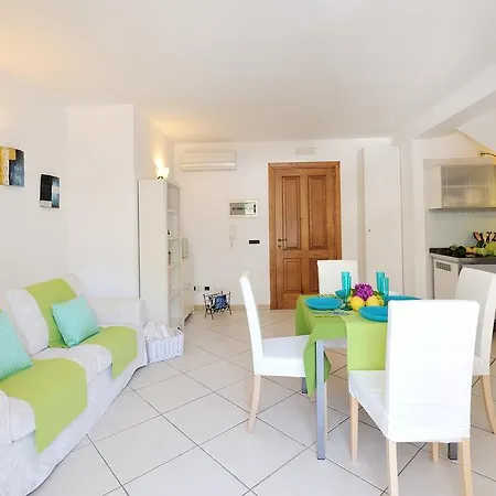 Fruit Flats By Amalfivacation Apartman *